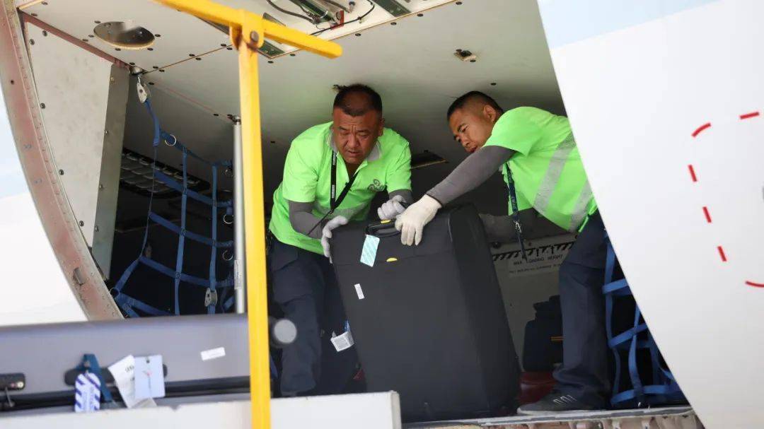 西安咸陽國際機場 建好用好機場站坪共享休息室，服務職工見行見效